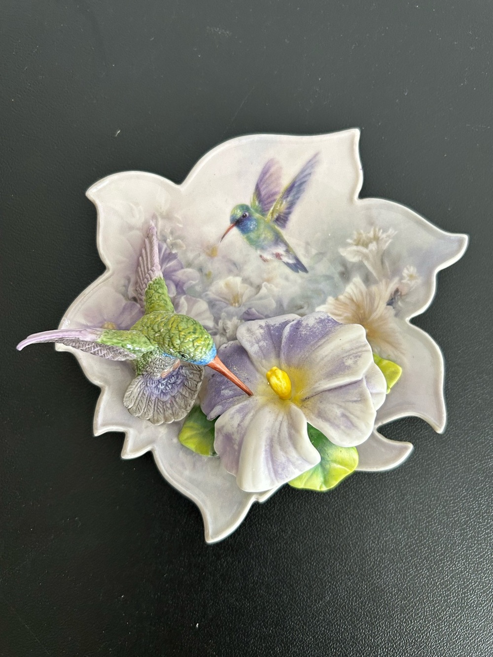 LENA LIU BLOSSOMS OF TRANQUILITY 3D COLLECTOR PLATE HUMMINGBIRD & FLOWER